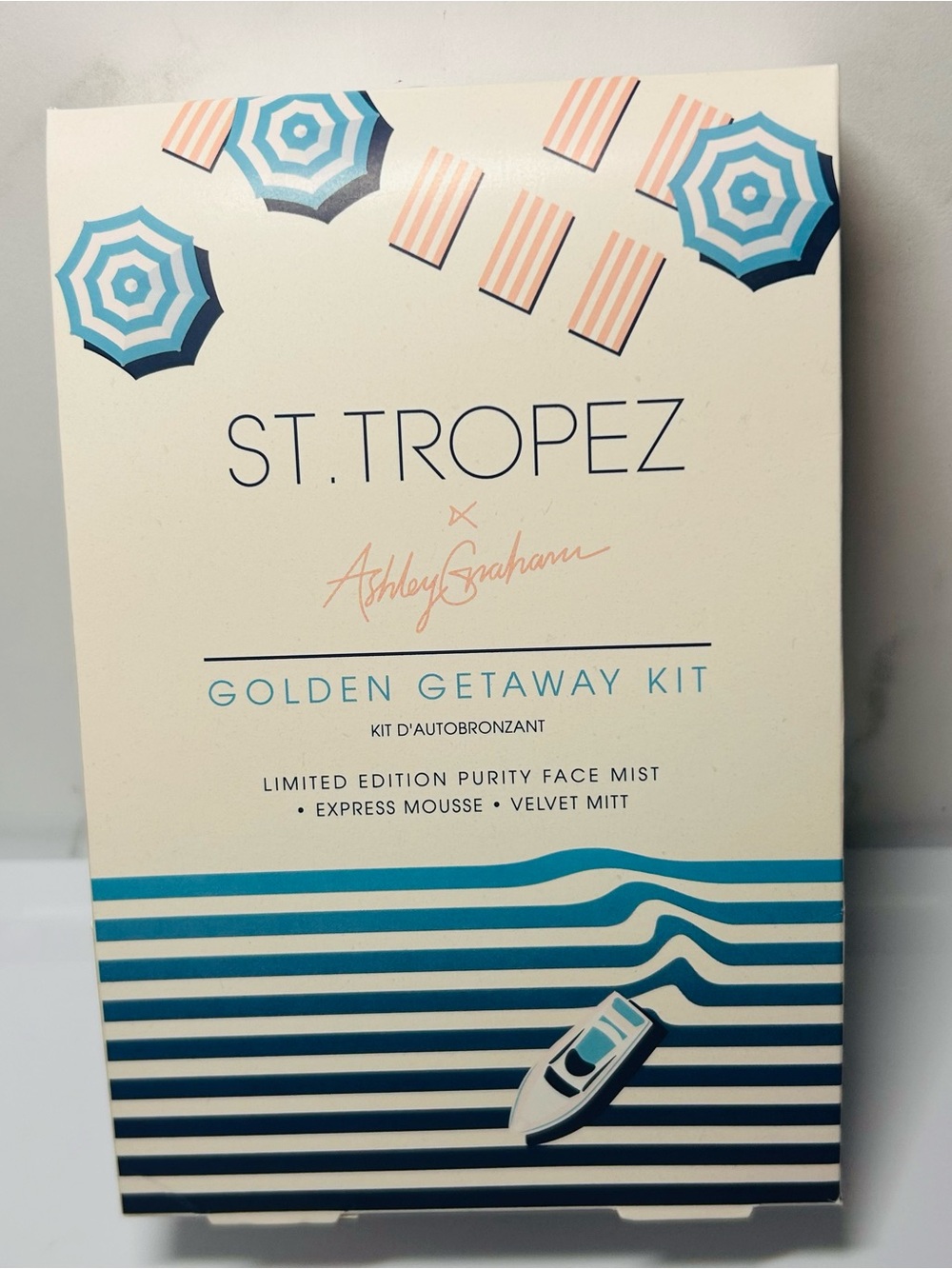 ST. TROPEZ x Ashley Graham Golden Getaway Kit Self Tanner Mousse Mist Mitt